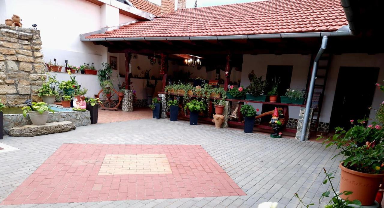 Vila Mehadica House Exteriér fotografie